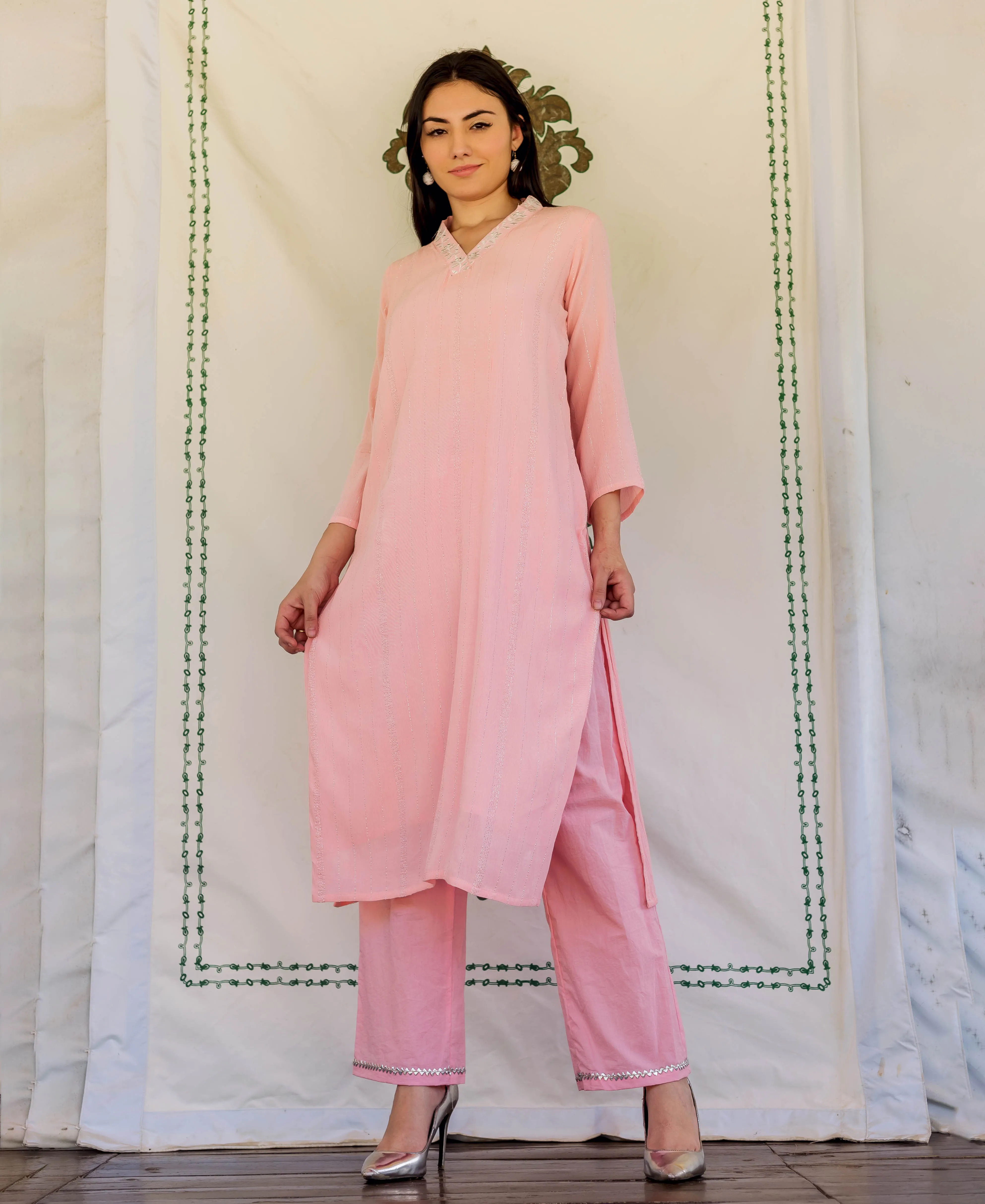 Aria Pink Embroidery Straight Kurta