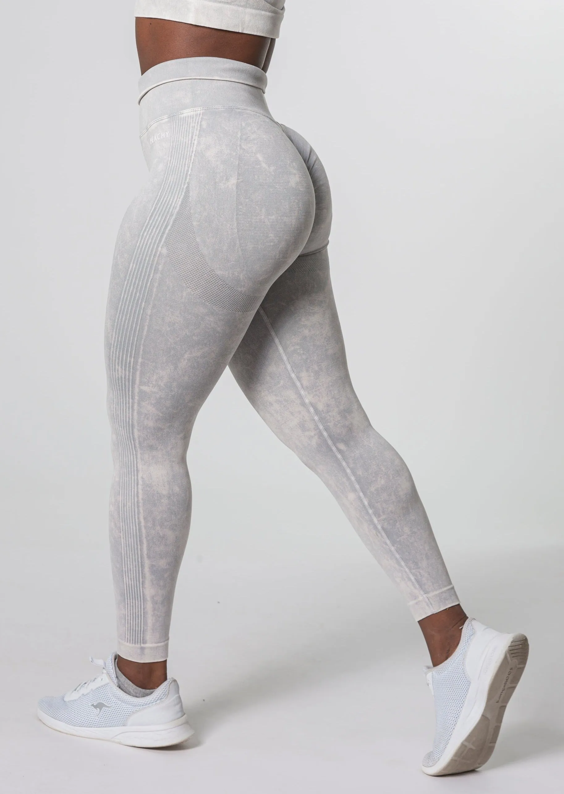 (BESCHREIBUNG BEACHTEN) Vision Scrunch Leggings (Acid Wash Edition) [LASTCHANCE]