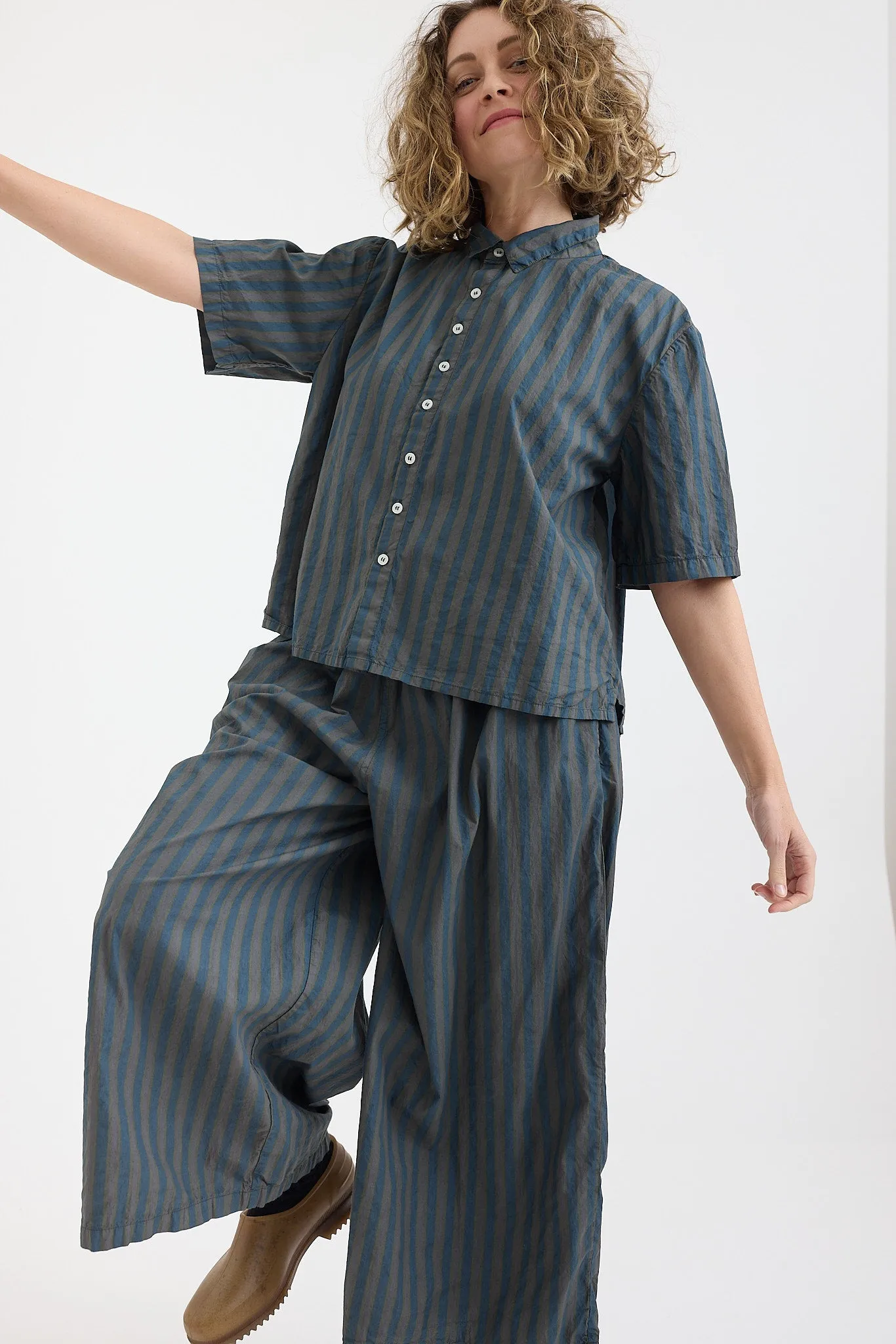 Metta - Sicily Pant - Cotton Poplin - Flint Grey - Stripe